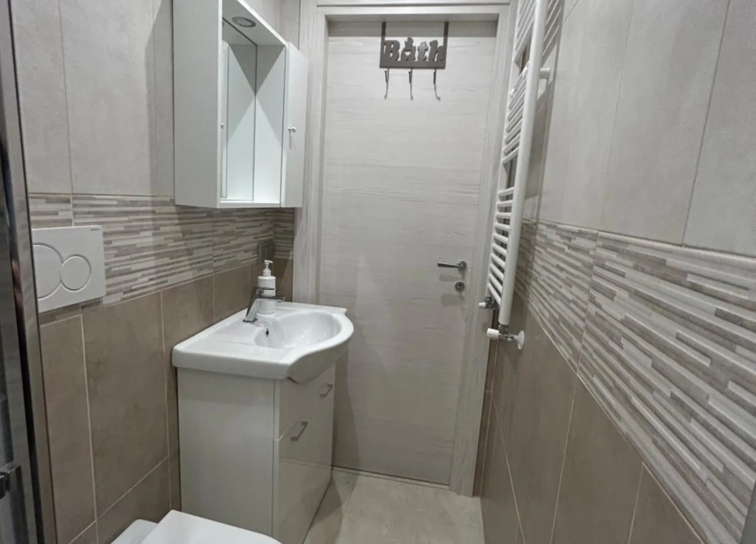 Claire House Apartment Rome Homestay